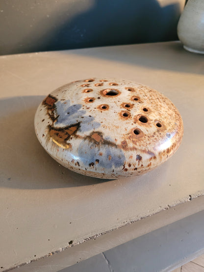 Pique-fleurs en céramique d'art La Tournerie - Ref 737