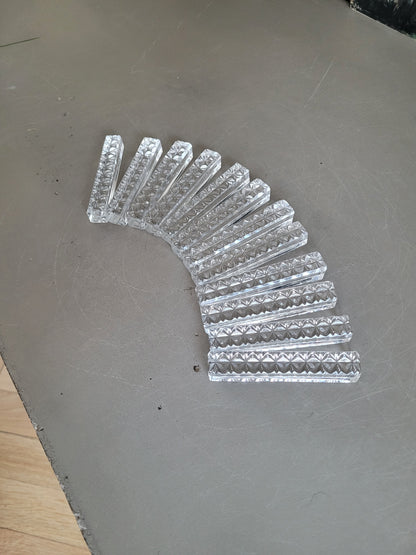 12 porte-couteaux en verre à facettes - Ref 1012