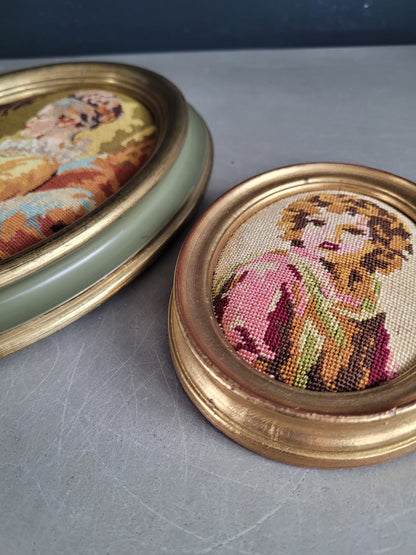 Paire de tableaux Broderies - Ref 1002