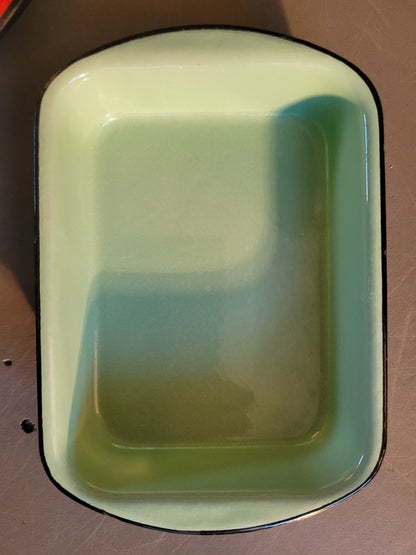 Lot de 4 raviers / plats en fonte émaillée- Ref 735