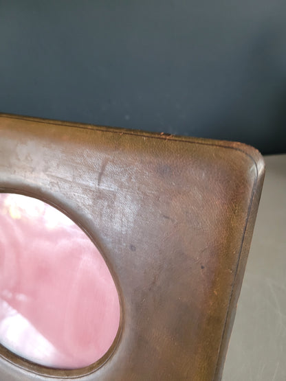 Cadre à poser ancien en cuir - Ref 450